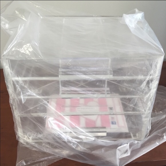 CosmoCube Other - CosmoCube Posh Makeup Organizer CosmoCube Other - CosmoCube Posh Makeup Organizer
